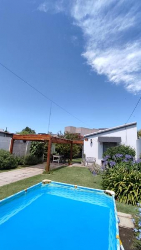 Cabaña a pasos del lago